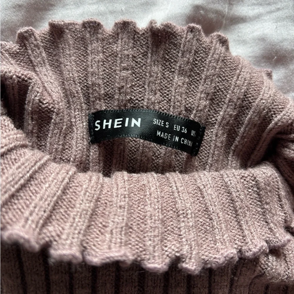 Mauve Ribbed Knit Top - Picture 3 of 3